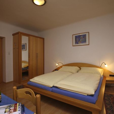 Gasthof Zur Grenze Pecsenyéd Szoba fotó